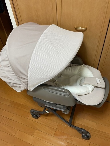 【美品】コンビ ホワイトレーベル ネムリラ AUTO SWING BEDi Long スリープシェル EG＋