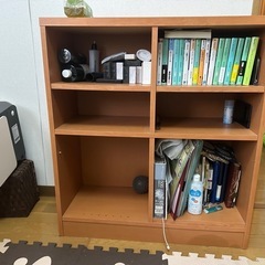 　捨てましたす　 本棚
