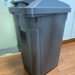 ゴミ箱2個