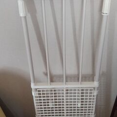 突っ張り棚
