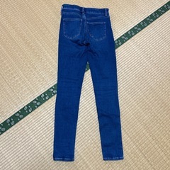 UNIQLO JEANS スキニーの画像
