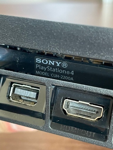 美品　PS4 CUH-2200A 純正コントローラー/背面アタッチメント/ケーブル付き