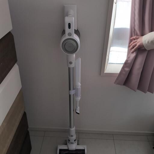 サイクロン掃除機/充電式/中古