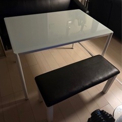 ダイニングテーブル　チェアセットの画像