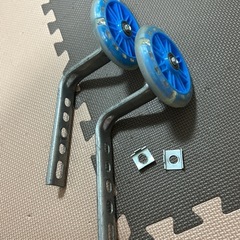 自転車　補助輪の画像