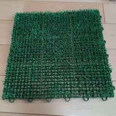 百均の人工芝マット