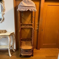 可愛い籐の洋服掛け＆小物収納 