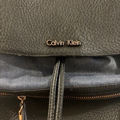 Calvin Klein レザー バックパック ブラックの画像