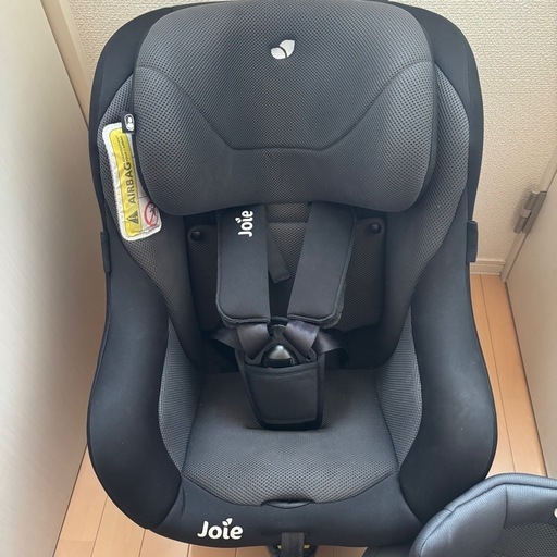 joie Arc 360° isofixチャイルドシート 新生児〜