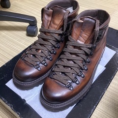 マグナーニ  レザーマウンテンブーツ 革靴 25.5cm