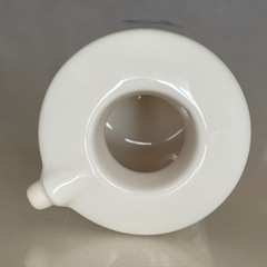 白磁醤油差しの画像
