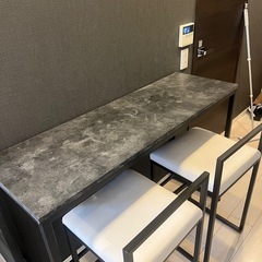 大理石風テーブル・椅子