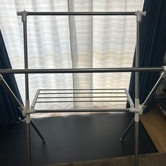 折りたたみ式室内用物干しの画像