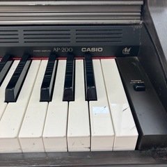 CASIO 電子ピアノの画像