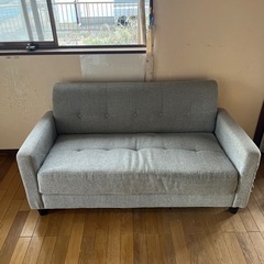 ソファ　足置きつき
