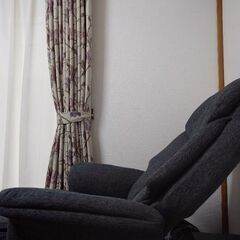 値下げしました。オットマン付き　リクライニングチェアの画像