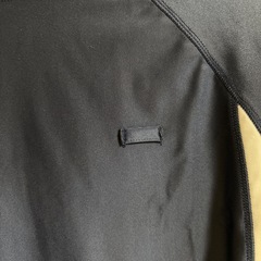 本日最終日　
美品！ラッシュガードです。の画像