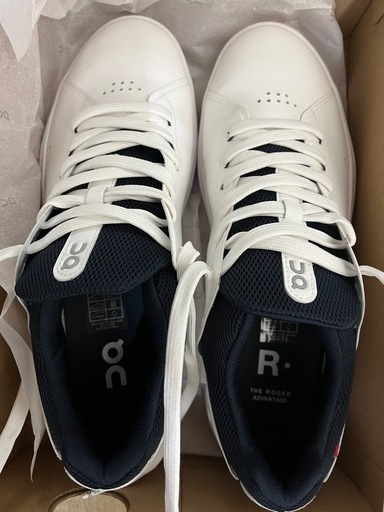 On THE ROGER Advantage  シューズ