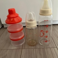 哺乳瓶2本・ミルクケース・粉ミルク7本セット