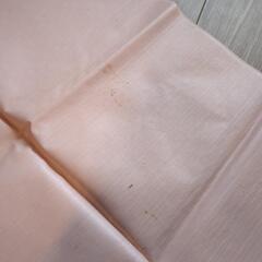 ピンク色の防水クロスの画像