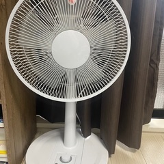 扇風機　800円