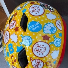 美品アンパンマンヘルメットの画像
