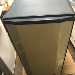 小型冷蔵庫の画像