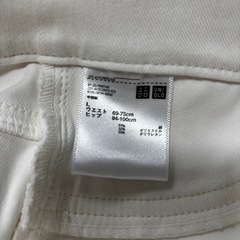 UNIQLO  パンツ　の画像