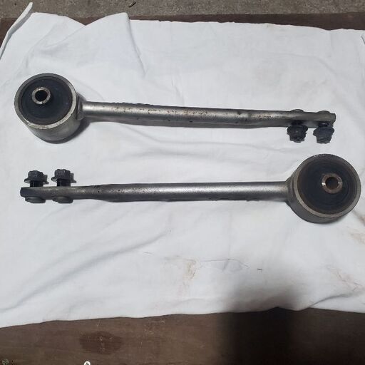 R32スカイライン アッパーアーム クスコ クスコ フロントアッパー