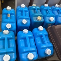 １８リットル　灯油用ポリタンクは如何ですか？