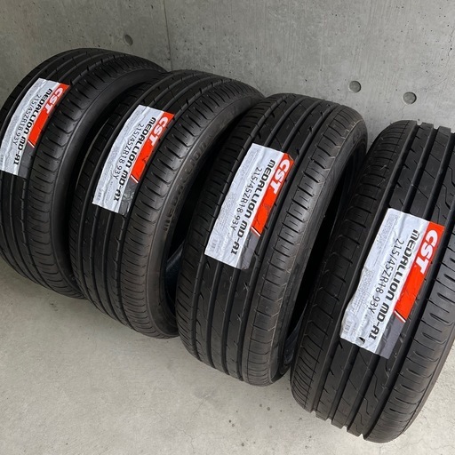 (お取引予定者決まりました)新品未使用タイヤ4本215/45ZR/18