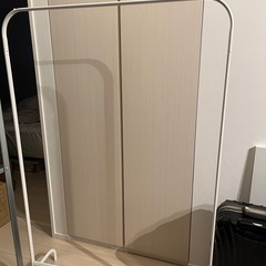 ハンガーラックの画像