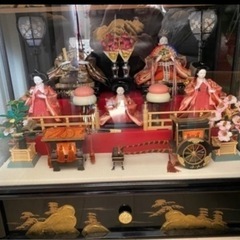 ひな壇