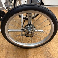 N888☆MiKi☆車椅子☆椅子☆ノーパンクタイヤ