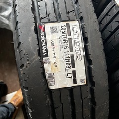 5/10までにご購入で半額 205/70R16　