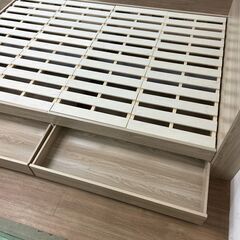 【新品】宮付き　引き出しのある木製ダブルベッドOKの画像