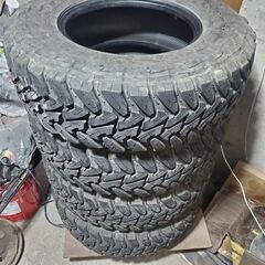トーヨー オープンカントリーM／T マッドタイヤ