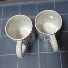 マグカップ　2個セット　猫　ハリネズミ　花　北欧柄の画像