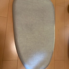 アイロン台　折りたたみ脚