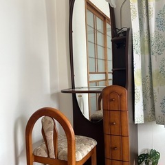 おしゃれな姿見ドレッサーの画像