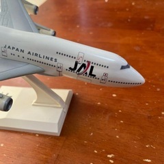 ジャンボジェット　JAL B-747-400 1/250 完成品　模型の画像