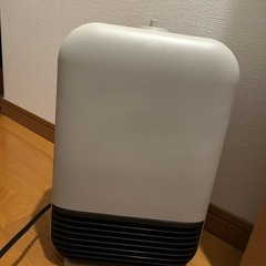 セラミックファンヒーター