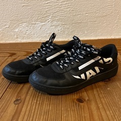 バンズスニーカー　25.5