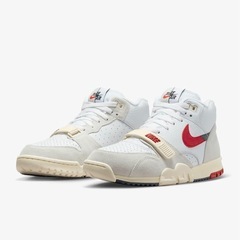 NIKE エア　トレーナー　27㎝の画像