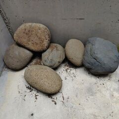 ”石” 差し上げますの画像