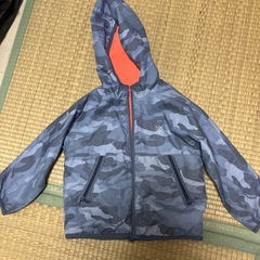 ZARA ウインドブレーカー　100サイズ