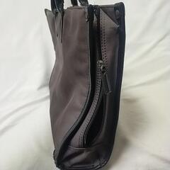 ビジネスバッグの画像