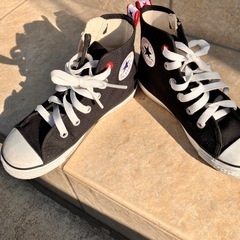 ラスト値下げ6/9まで　converse 19cmの画像