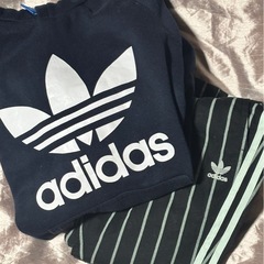 adidasトレフォイル パーカー パンツ