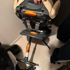 新生児からOK、シートベルト装着　チャイルドシートの画像